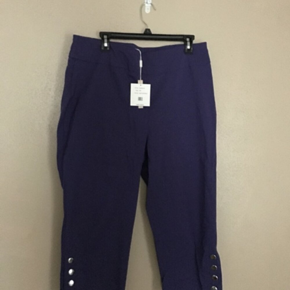 Zac and Rachel   Size: 16 Wide #0882